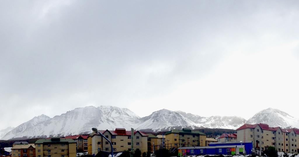 Patagonia Austral Apartamentos อูซัวยา ภายนอก รูปภาพ